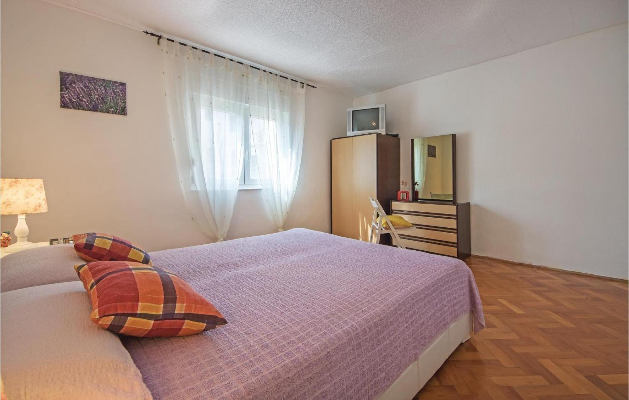 Two-Bedroom Apartment in Fažana Buitenkant foto