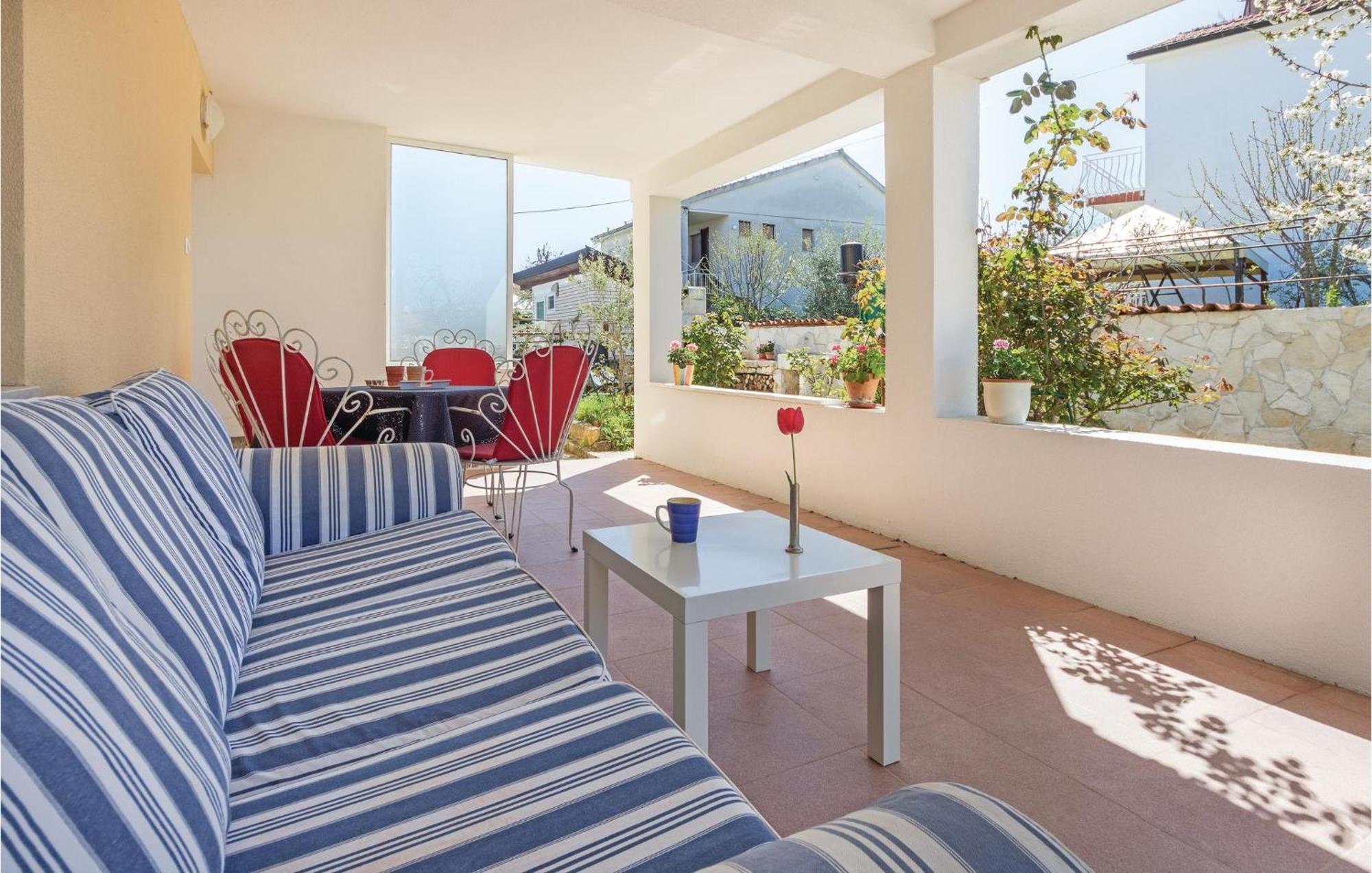 Two-Bedroom Apartment in Fažana Buitenkant foto